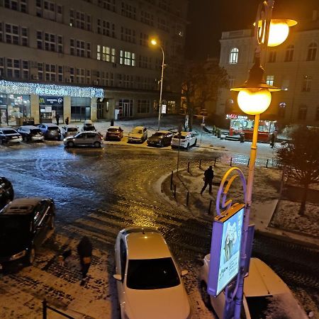 Апартаменти Трехкімнатні В Самому Центрі Для 6-Х Λβιβ Εξωτερικό φωτογραφία